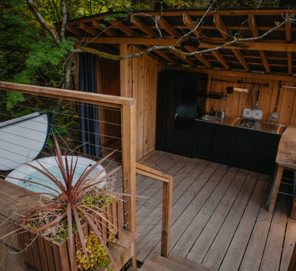 Nuthatch Yurt exterior
